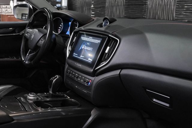 2018 Maserati Ghibli Sedan 4d - Image 25