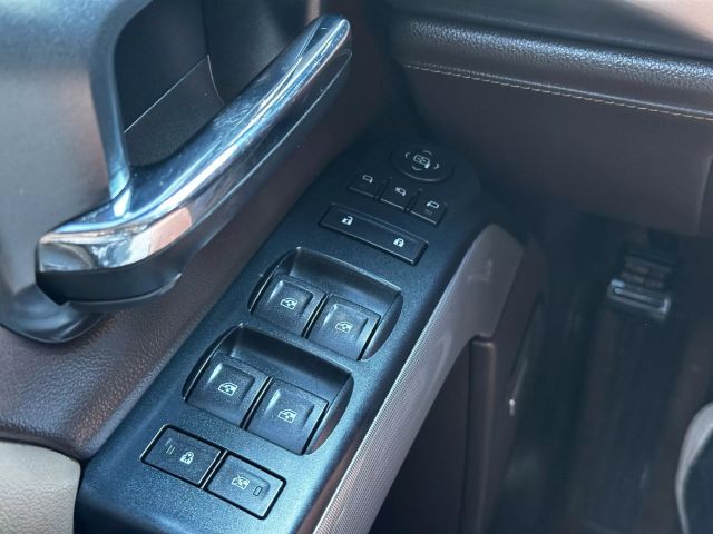 2015 Chevrolet Silverado 1500 Crew Cab - Image 24