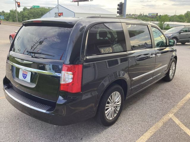 2016 CHRYSLER TOWN & COUNTRY VAN BLACK AUTOMATIC - Interstate Auto Sales
