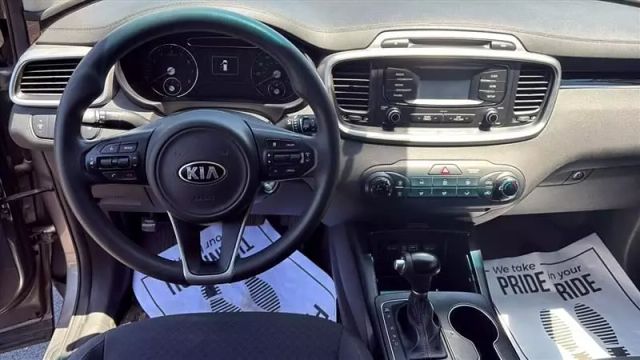 2018 Kia Sorento - Image 10