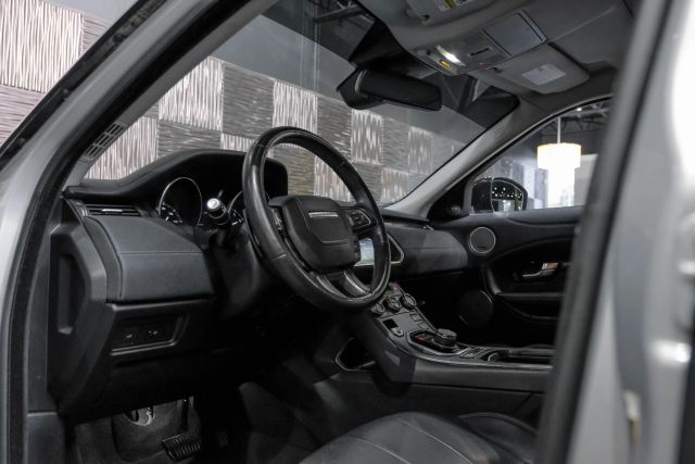 2018 Land Rover Range Rover Evoque Se Premium Sport Utility 4d - Image 3