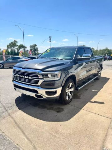 2019 Ram 1500 Crew Cab Laramie Pickup 4d 6 1/3 Ft - Image 27