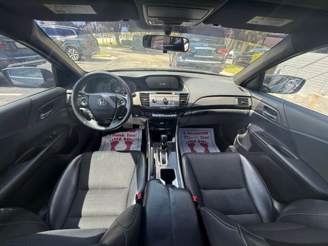 2016 Honda Accord - Image 9