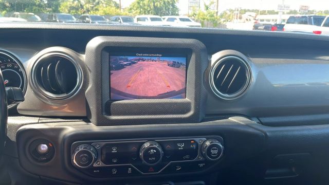 2020 Jeep Wrangler Unlimited - Image 20