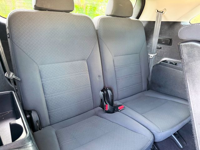 2019 Kia Sorento - Image 11