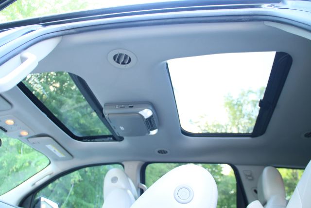 2015 Chevrolet Traverse - Image 13
