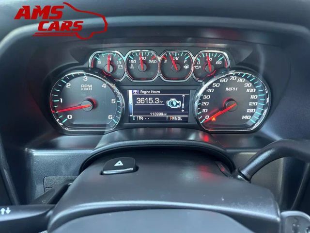 2017 Chevrolet Silverado 1500 Crew Cab - Image 22