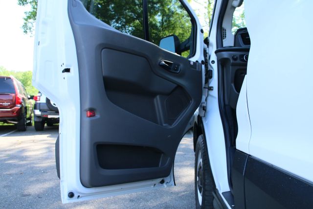 2020 Ford Transit 150 Cargo Van - Image 9