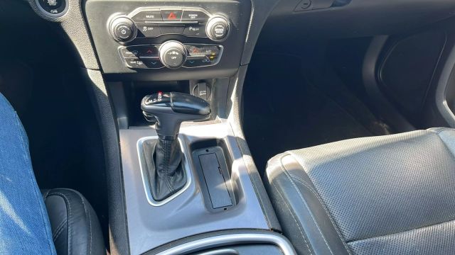 2020 Dodge Charger - Image 21