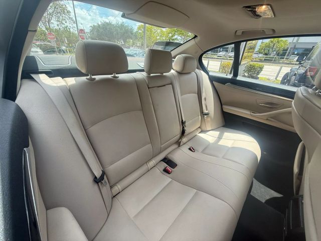 2013 Bmw 5 Series - Image 14