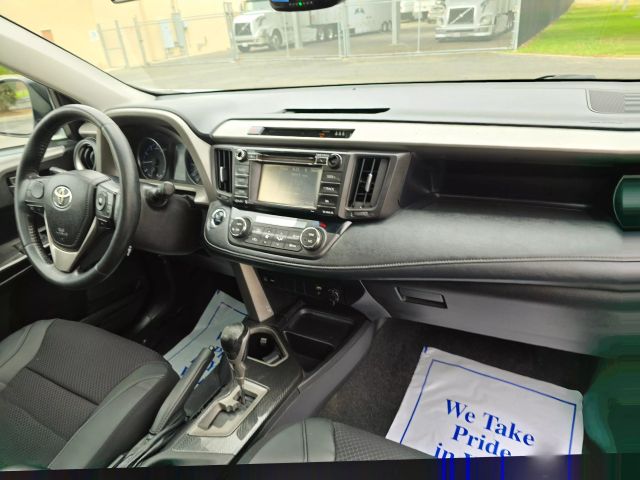 2018 Toyota Rav4 - Image 28