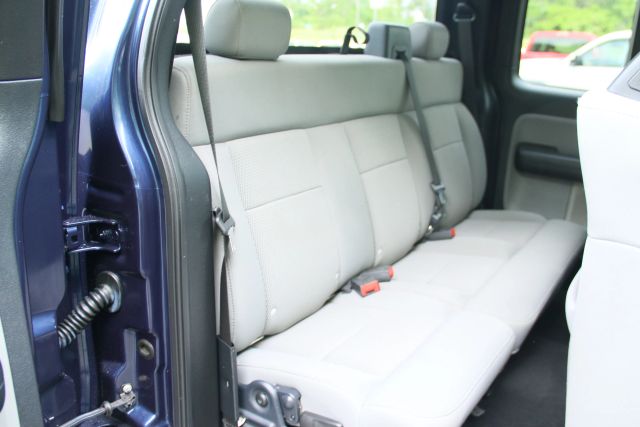 2004 Ford F150 Super Cab - Image 18