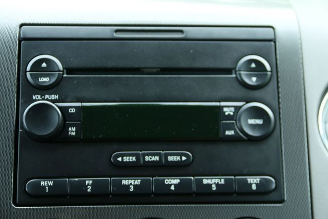 2004 Ford F150 Super Cab - Image 26