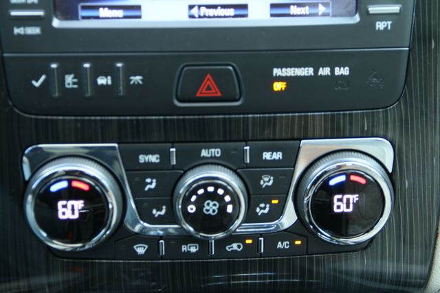 2015 Chevrolet Traverse - Image 38