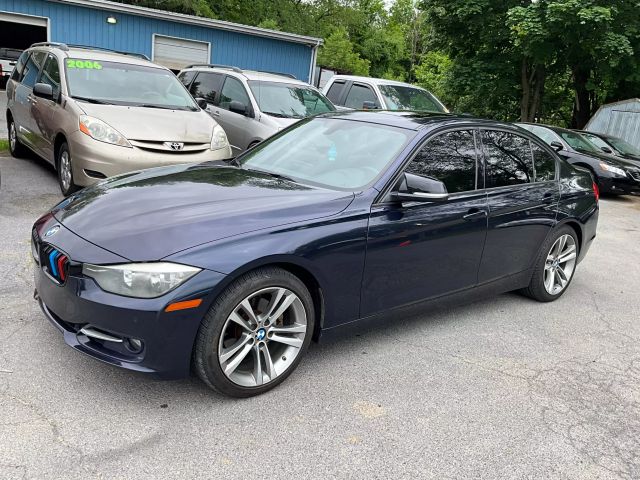 2014 Bmw 3 Series - Image 2