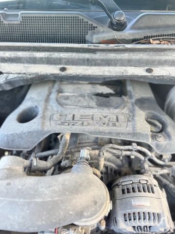 2019 Ram 1500 Crew Cab Laramie Pickup 4d 6 1/3 Ft - Image 20