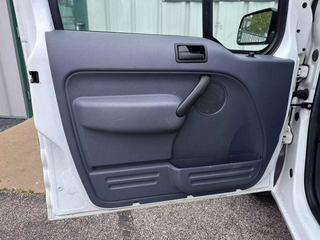2013 Ford Transit Connect Cargo - Image 15