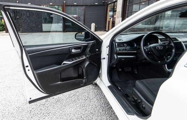 2016 TOYOTA CAMRY SEDAN WHITE AUTOMATIC - Auto Masters of Carolinas