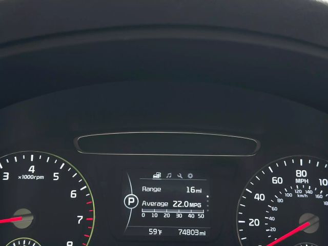 2016 Kia Sorento - Image 4