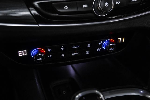 2018 Buick Enclave Premium Sport Utility 4d - Image 28