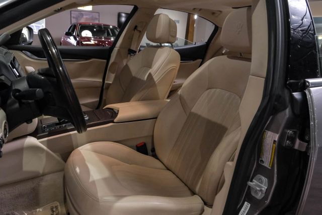2018 Maserati Ghibli S Granlusso Sedan 4d - Image 4