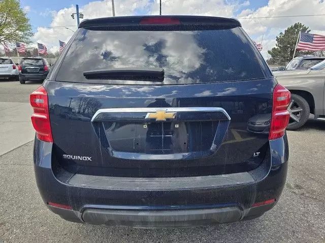 2017 Chevrolet Equinox - Image 3