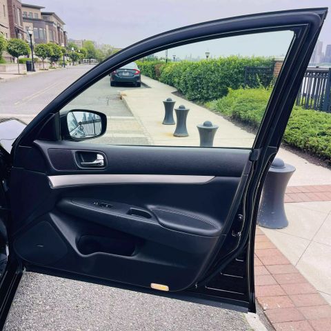 2013 Infiniti G37x Sedan 4d - Image 38
