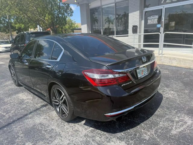2016 Honda Accord - Image 5
