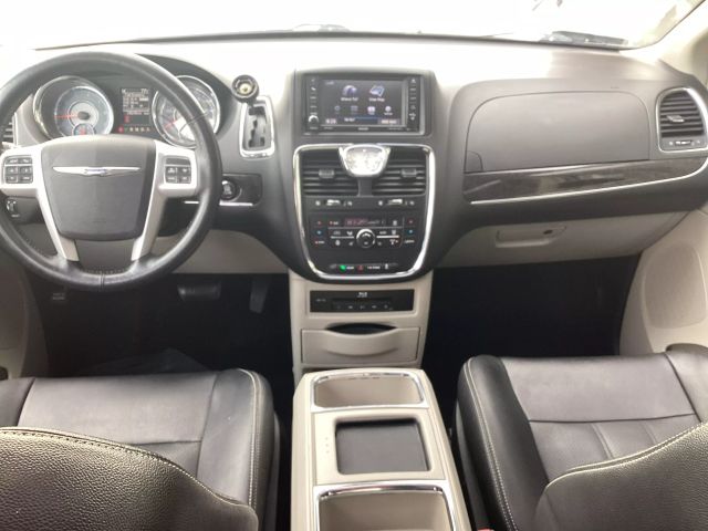 2016 CHRYSLER TOWN & COUNTRY VAN BLACK AUTOMATIC - Interstate Auto Sales