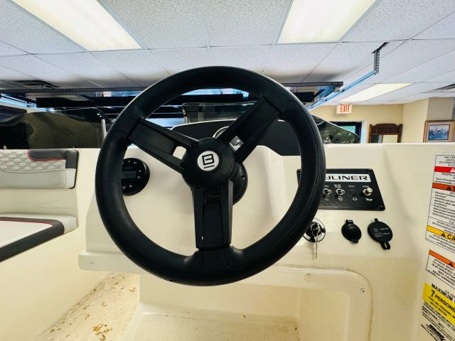 2023 Eiementm17 Boat - Image 16
