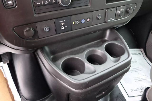 2020 Chevrolet Express 2500 Cargo - Image 27