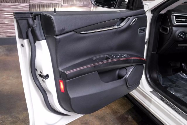 2018 Maserati Ghibli Sedan 4d - Image 38