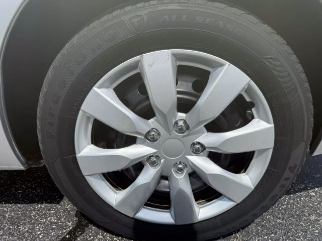 2018 Toyota Corolla - Image 21