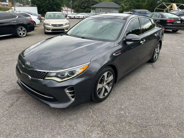 2017 Kia Optima - Image 1