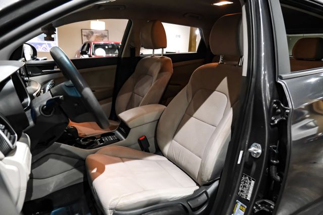 2020 Hyundai Tucson Se Sport Utility 4d - Image 4