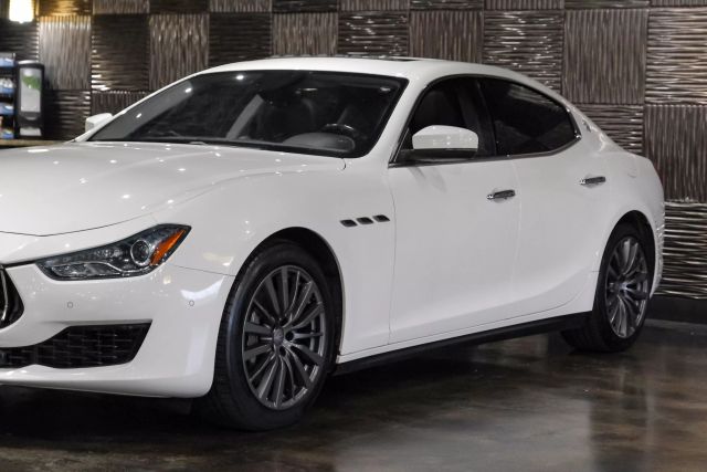 2018 Maserati Ghibli Sedan 4d - Image 9