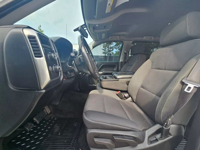 2016 Chevrolet Silverado 1500 Crew Cab - Image 15