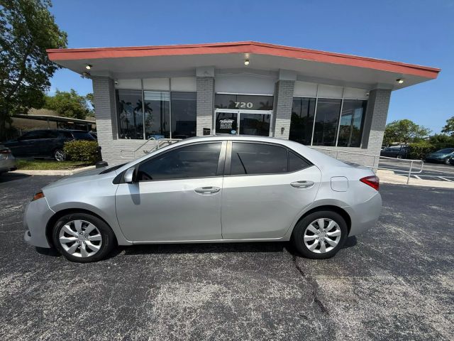 2018 Toyota Corolla - Image 7