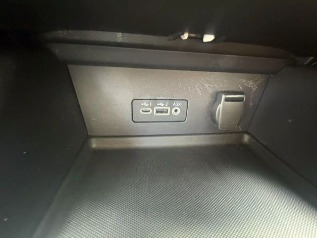 2021 Nissan Sentra - Image 30