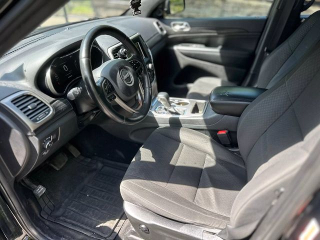 2019 Jeep Grand Cherokee - Image 6