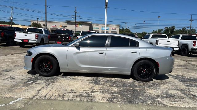 2020 Dodge Charger - Image 16