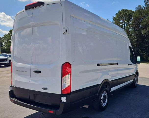 2023 Ford Transit 250 Cargo Van - Image 5