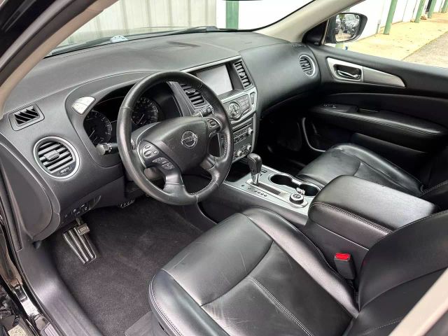 2020 Nissan Pathfinder - Image 16