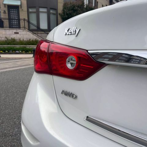 2015 Infiniti Q50 3.7 Premium Sedan 4d - Image 13