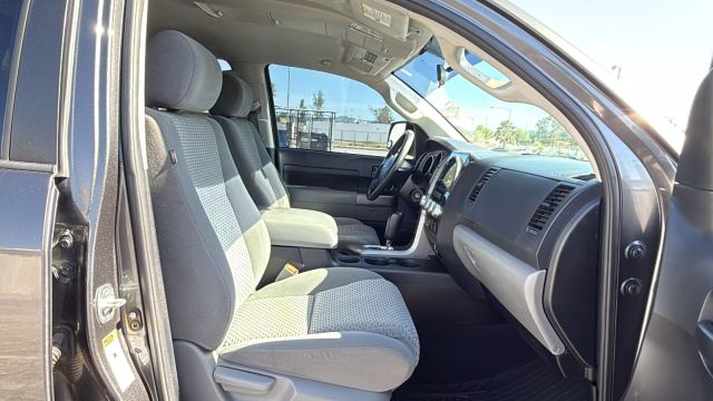2013 Toyota Tundra Double Cab - Image 16