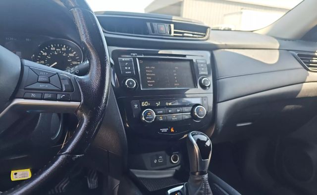 2020 Nissan Rogue - Image 10