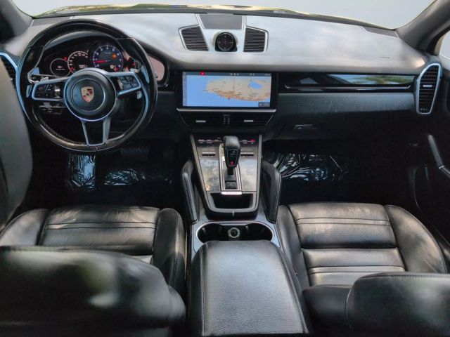2020 Porsche Cayenne - Image 10
