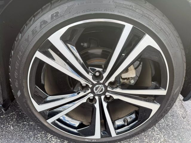 2021 Nissan Sentra - Image 24
