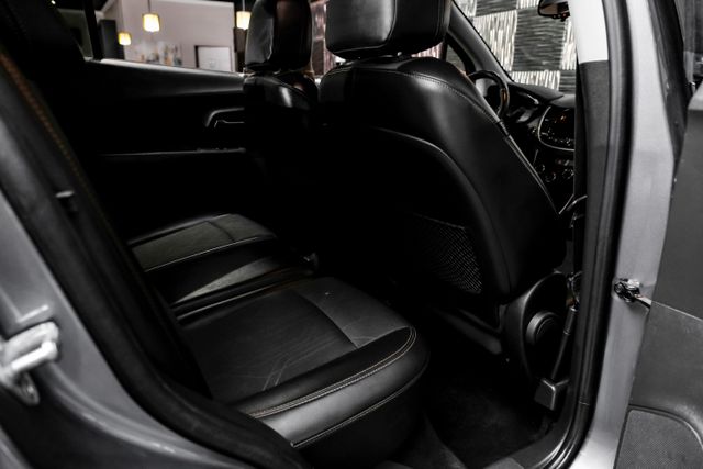 2019 Chevrolet Trax Lt Sport Utility 4d - Image 31