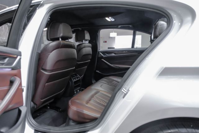 2017 Bmw 5 Series 530i Sedan 4d - Image 31